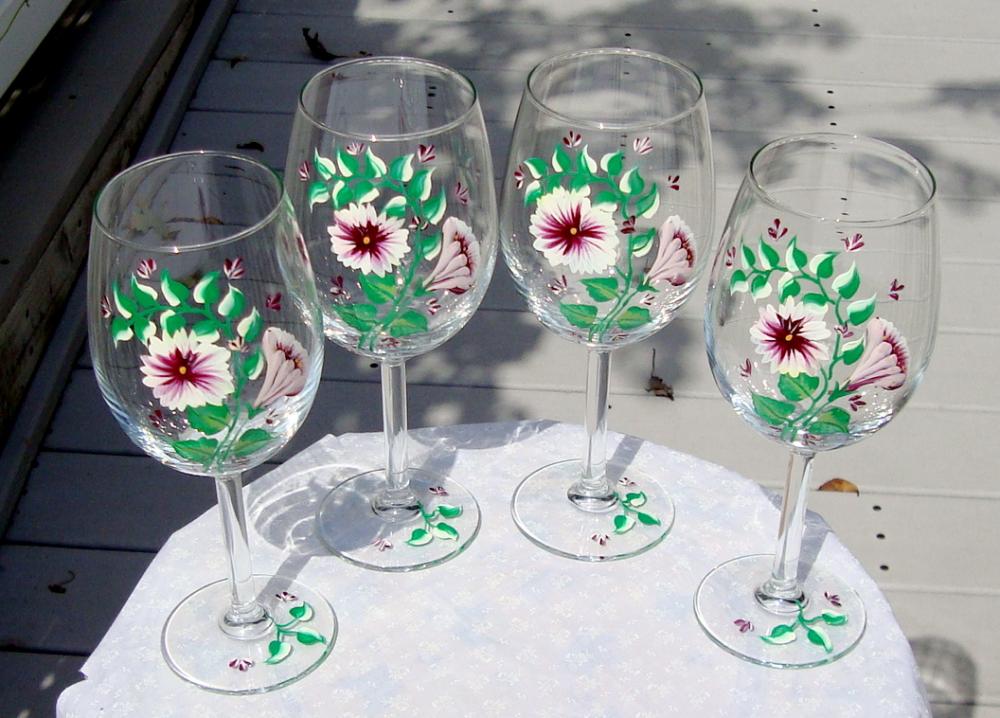 Painted Wine Glass/ Wedding Shower/ Bridesmaids Gift